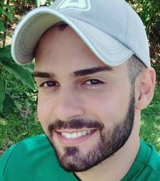 <em>Fernando M.</em>